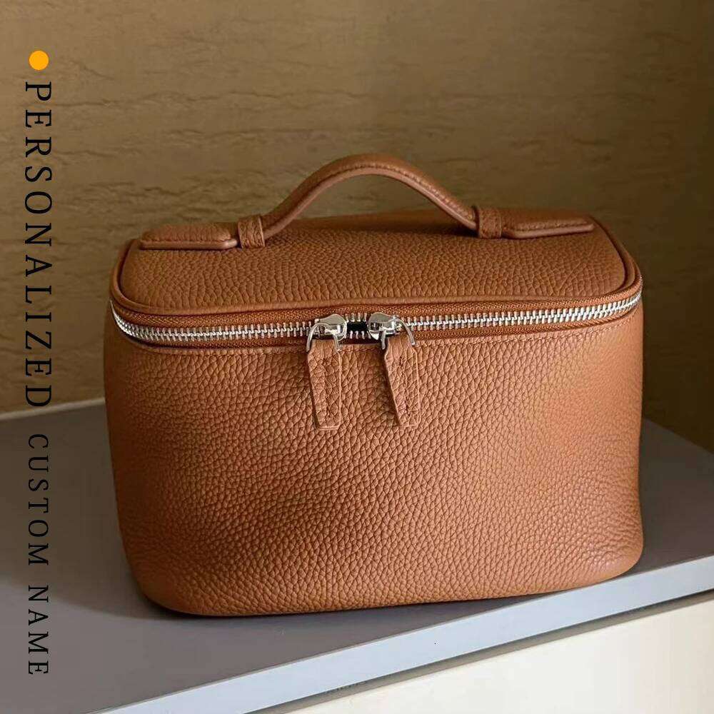 First layer cowhide makeup practical travel portable toiletries high-end large capacity storage bag customized gold hot