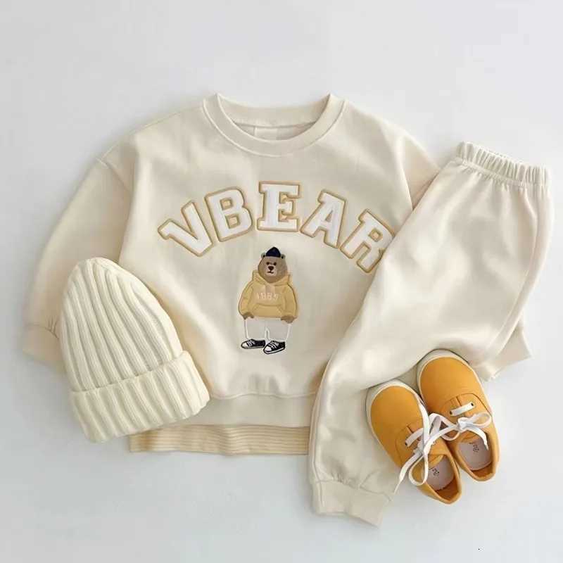 Winter Spring Baby Girls Boy Clothes Set Toddle Kid Cotton Embroidery Letter Sweatshirts Pullover Top and Pants 2 Pieces Suit Z250811