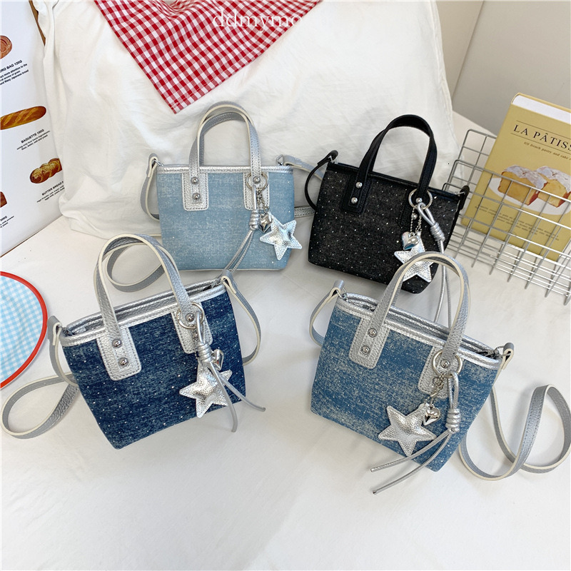 Korean Fashion Tote 2025 Summer New Handbag Starry Sky Single Shoulder Stylish Rhinestone Crossbody Bag for Women ddmymoon