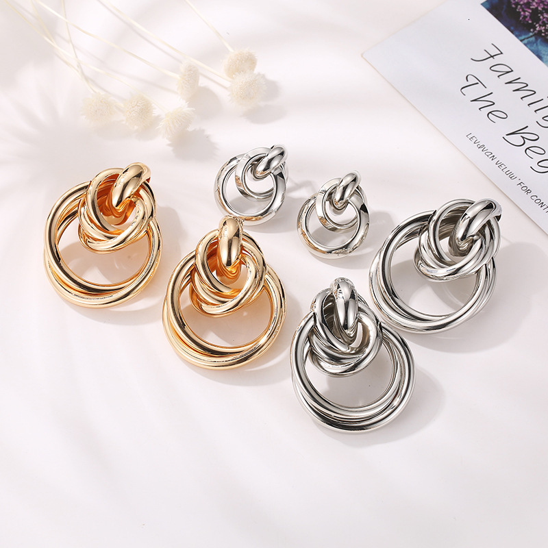New Fashion Exaggerated Circle Style Earrings Metal Ear Jewelry