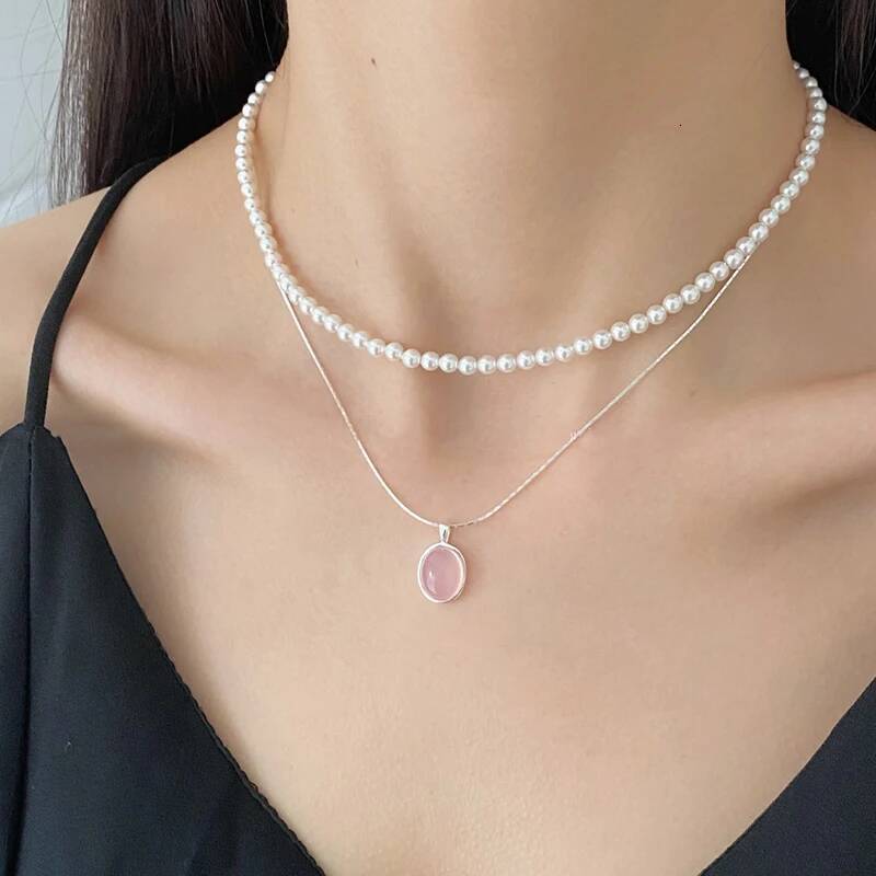 Sterling Sier Pink Crystal Moonstone Necklace For Women Fashionable And Simple Oval Pendant Collarbone Chain Party Jewelry