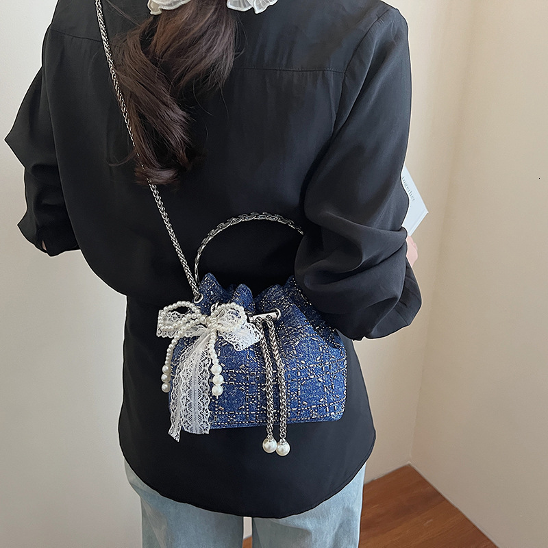 Pleated Fashion Niche Design for Women New Trendy Versatile Commuter Shoulder Chain Crossbody Bucket Bag ddmymoon