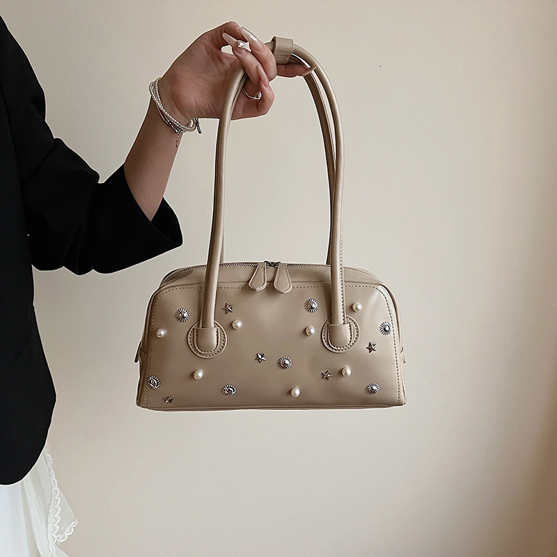 New Women's Urban Simple Trendy High-end Pillow Pearl Versatile Shoulder Bag Women ddmymoon