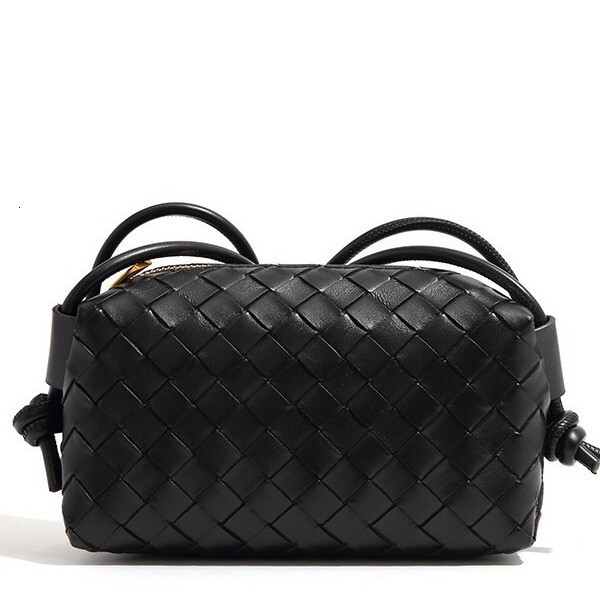 Woven Retro Fashion Single Luxury Bag Free Shipping Designer Single Shoulder Women's Small Handbag Small Square Women's Crossbody Bag Wholes