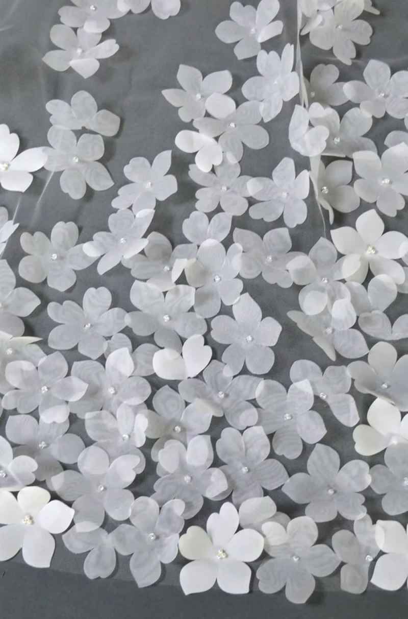 Illusion Flowers Wedding Veil Lace One Layer Cathedral Bride Veils Applique Edge Bridal Accessories Customized