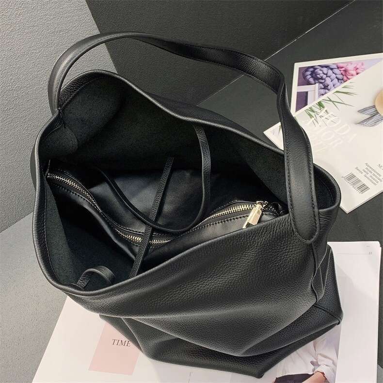 Genuine Leather Single Shoulder Ins Style Urban Simple Large Capacity Crossbody for Women Bucket Bag 2025 Autumn New Model