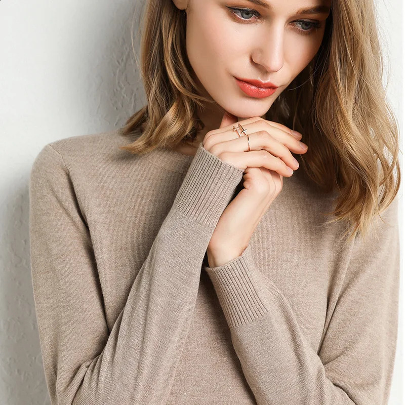 Women Slim O-Neck Solid Pullover Cashmere Wool Blending Sweater Autumn And Winter Long-Sleeved Knit Bottoming Shirt Large Size 250805