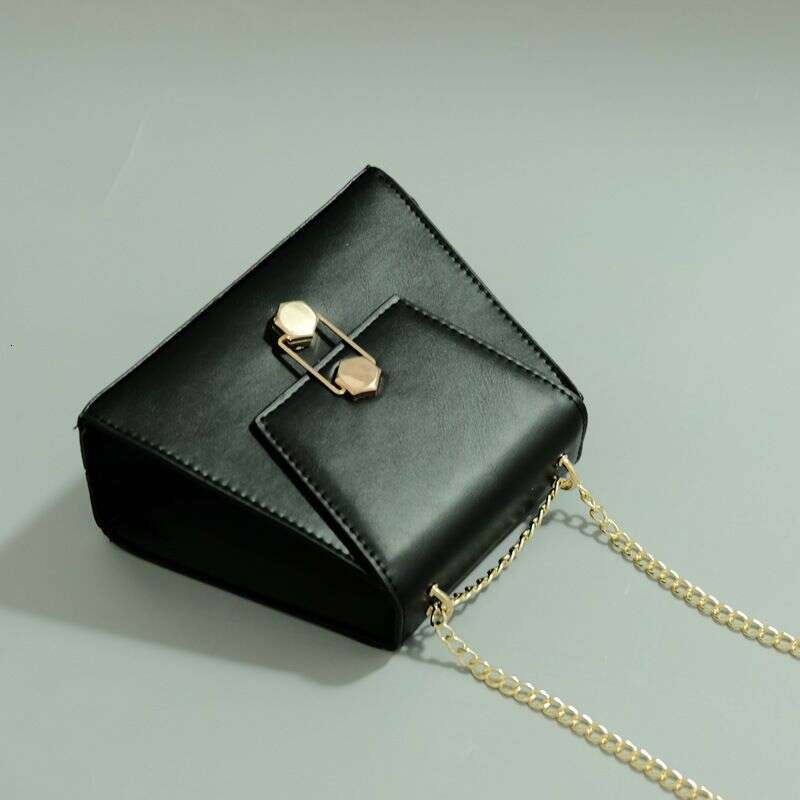 Cross-Border Foreign Trade Export Small Bag Women's New Shoulder All-Match Messenger Fashion Chain Mobile Phone Small Square Bag