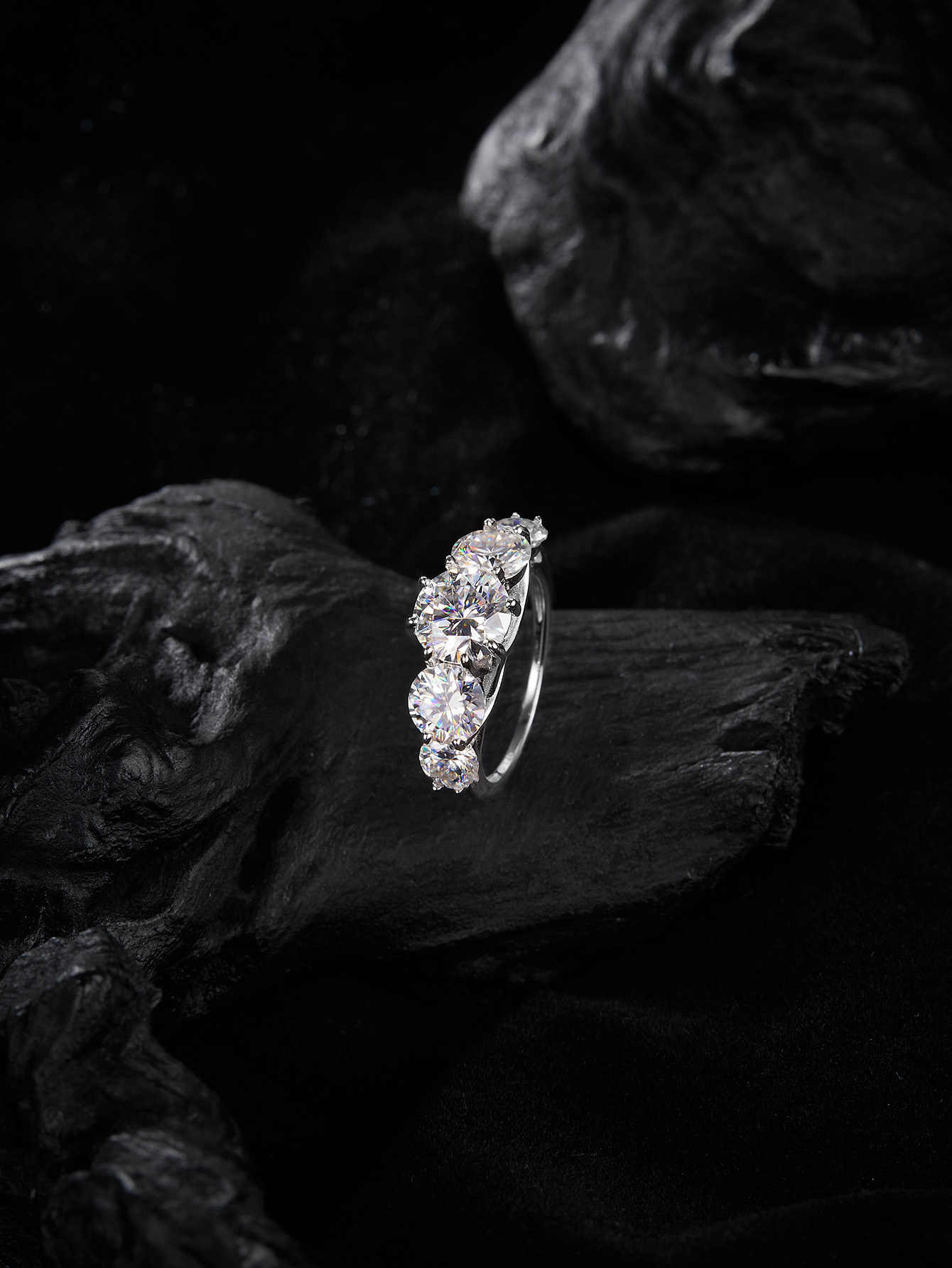 MT Classic 5CT Moissanite 925 Sterling Silver Ring for Women Men,5 Stone Brilliant Elegant Engagement Wedding Promise Ring, Birthday Anniversary Gift 