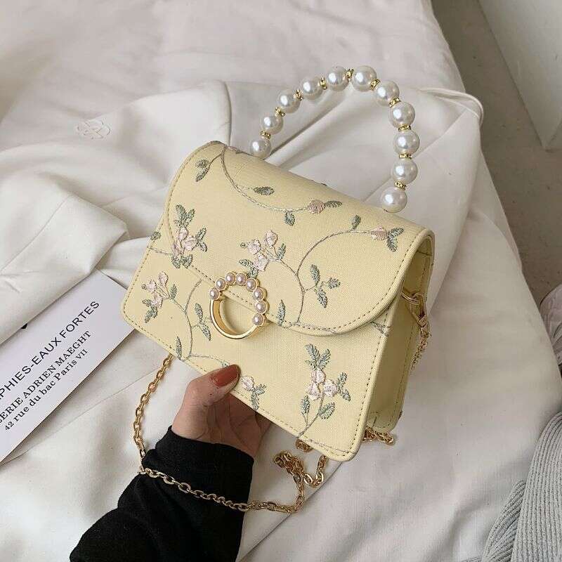 Lace Embroidered For Women 2025 New Chain Shoulder Pearl Crossbody Chinese Style Handbag Small Square Bag