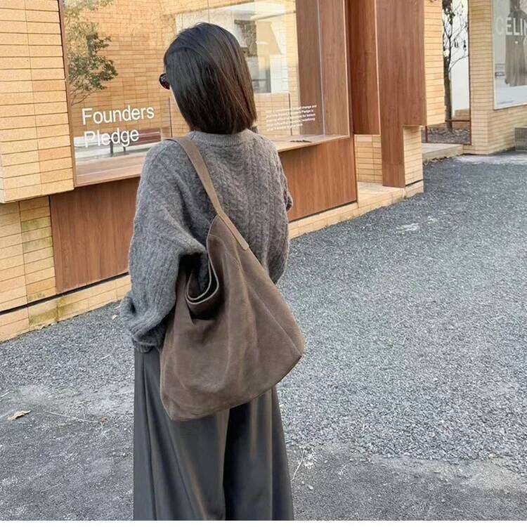 European and American Lazy Style Large Capacity Frosted Cowhide Travel Tote Winter Suede Leather Women Handbag Camel