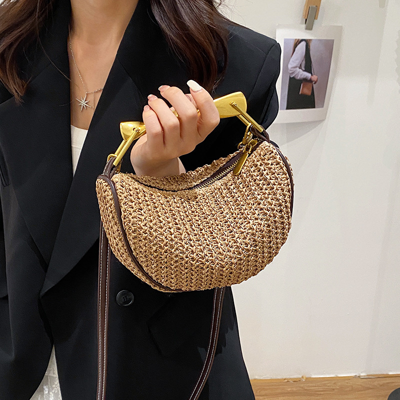 Handheld Woven for Women 2025 New Casual High-end Metal Chain Single Shoulder Crossbody Small Bag ddmymoon