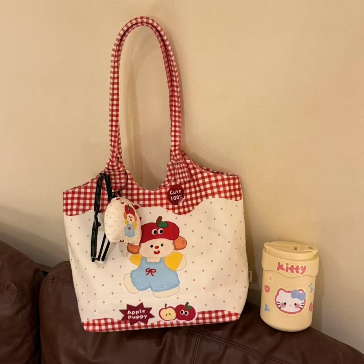 2025 Autumn New women s Cute Illustration Handbag New Cartoon Niche Capacity Handbag Commuting Student Leisure Autumn New Designer Bag Women bag s Sho