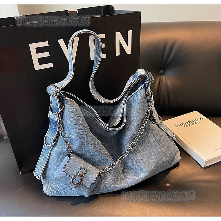 Shoulder Bag Women Large Capacity Crossbody Bag 2024 New Trendy Commuting Student Handbag Tote Bag H250809