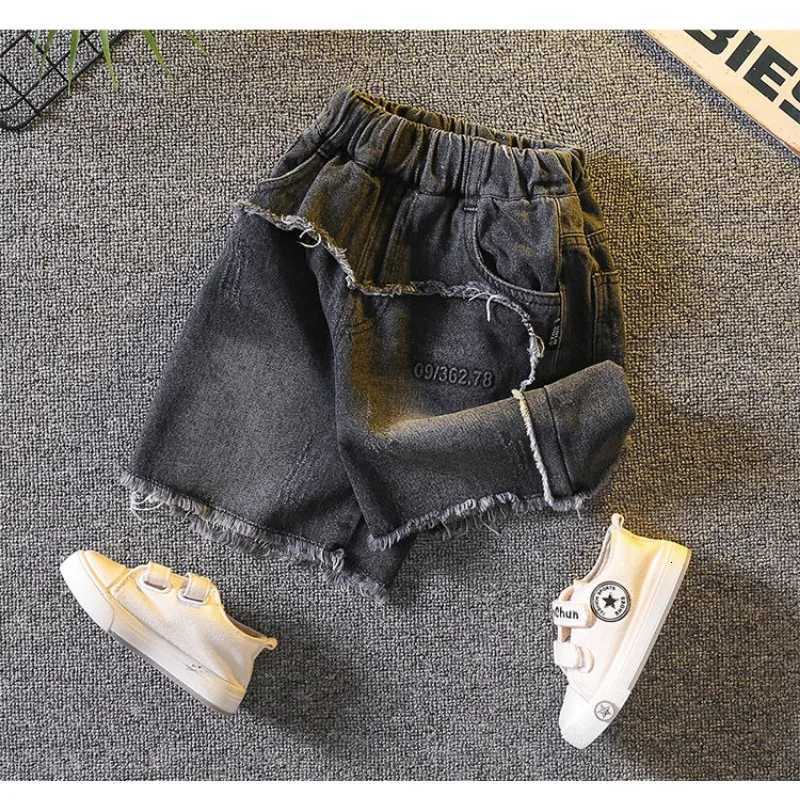 2pcs Set Boys Gray Hole Short Sleeved T-shirt + Denim Shorts Summer Suit 2025 New Fashion Baby Clothes Handsome Kid Clothing Z250811