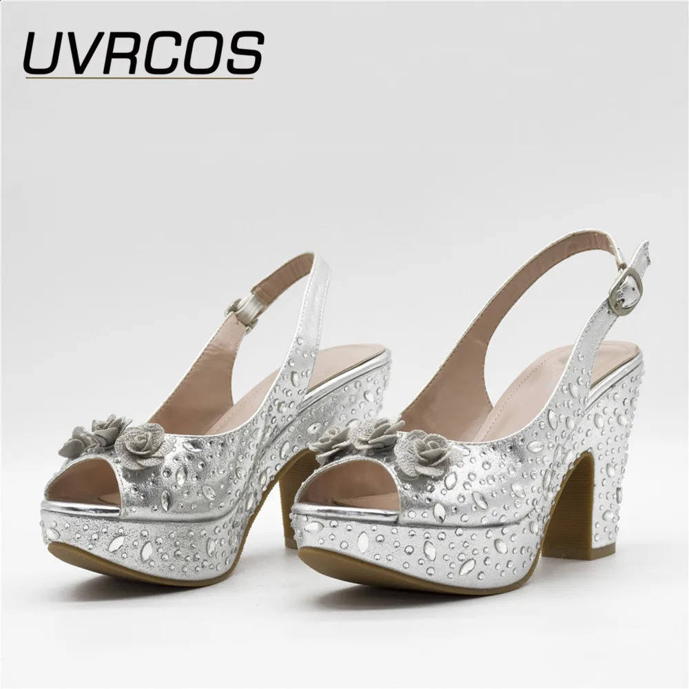 Latest Red Color Shoes for Women Sandals Fashion Women Clear Rhinestone Heels High Heels Sexy Ladies Dress Shoes 250805