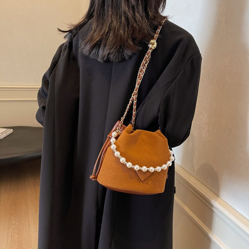 2025 Summer New Korean Version Suede Mini Children's Parent-Child Small Bucket Single Shoulder Crossbody Phone Bag ddmymoon