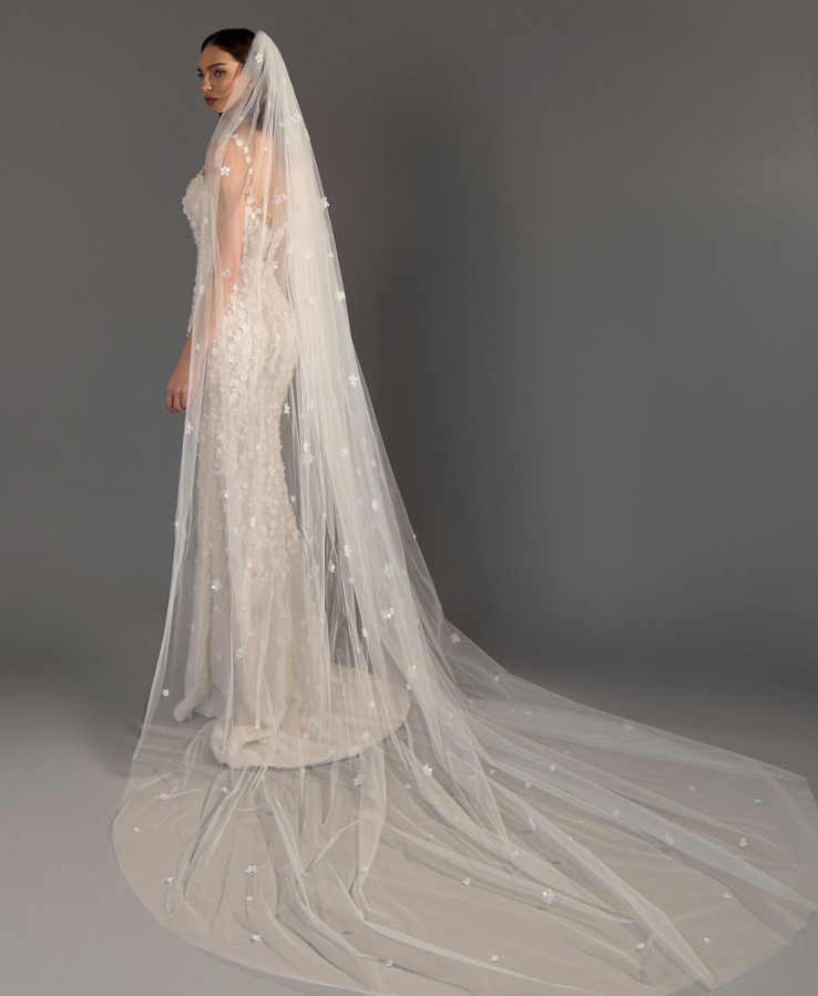 Exquisite Wedding Dresses Gorgeous Bridal Gowns Lace Tiered Robes Spaghetti Straps Backless Vestidos De Novia Customized Customized Vestido de novia