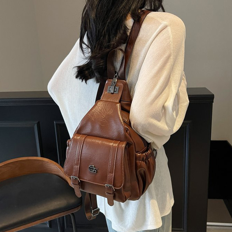 Casual Travel Multifunctional Small Backpack for Women 2025 New Trendy Fashion Outdoor Multi-Pocket Chest Crossbody Bag ddmymoon