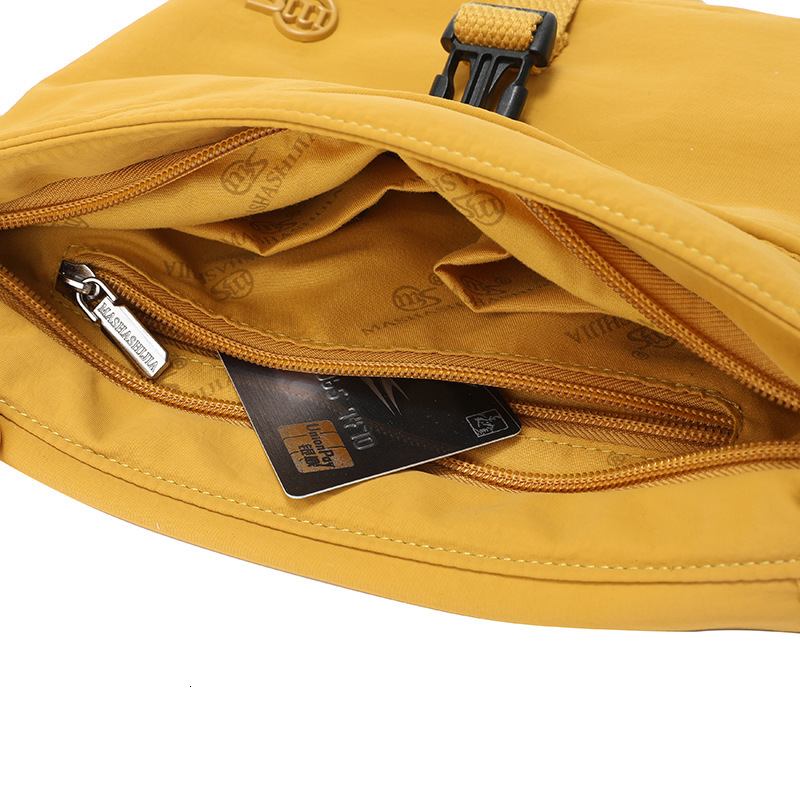 Waterproof Nylon Cloth Outdoor Casual Lightweight Crossbody Women 2025 New Simple Large Capacity Shoulder Bag ddmymoon
