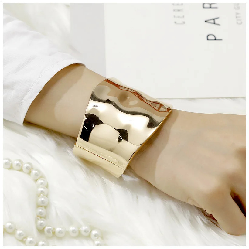KMVEXO Punk Hip Hop Wide Asymmetric Bangles Bracelets For Women Statement Alloy Bangles Men Jewelry Femme Accessories Manchette 250808