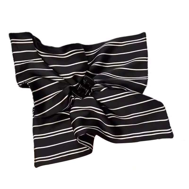 Korean Style Sister Pearl Pendant High-End Striped Fabric Shark Clip for Women, Back of Head Hair Claw