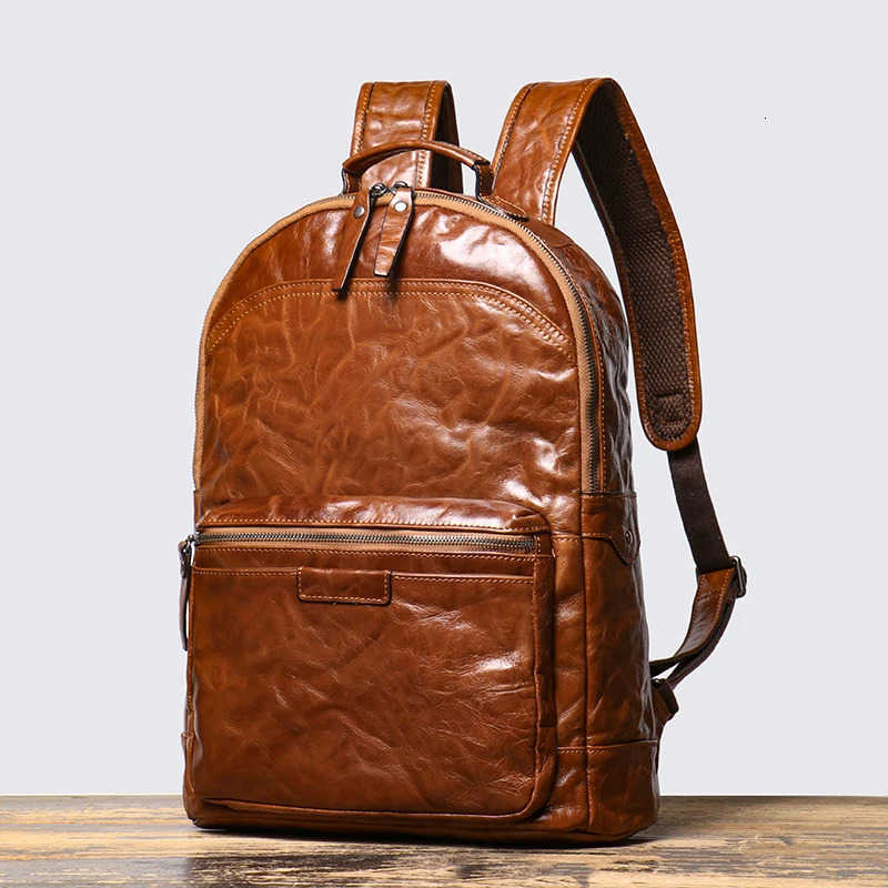 Vintage Real Leather Travel Backpack for Mens Leisure Outdoor Bag School Bags 15 Inch Laptop Backpack Gift for Husband T250811