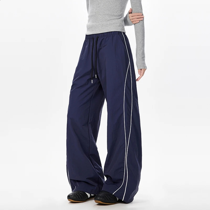 IEFB Korean Style Mens Casual Pants Soldi Color Line Contrast Color Elastic Waist Male Drawstrinf Bottom Simple 9W4124 250805