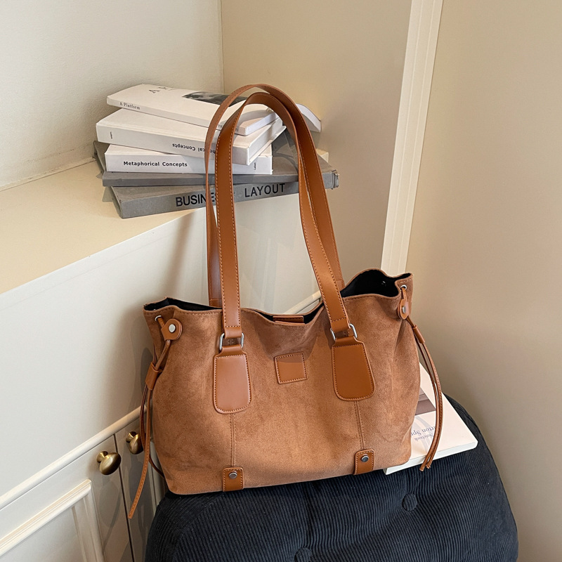 New Suede Large Capacity Tote for Women, Simple Casual Commute Shoulder Bag Trendy ddmymoon