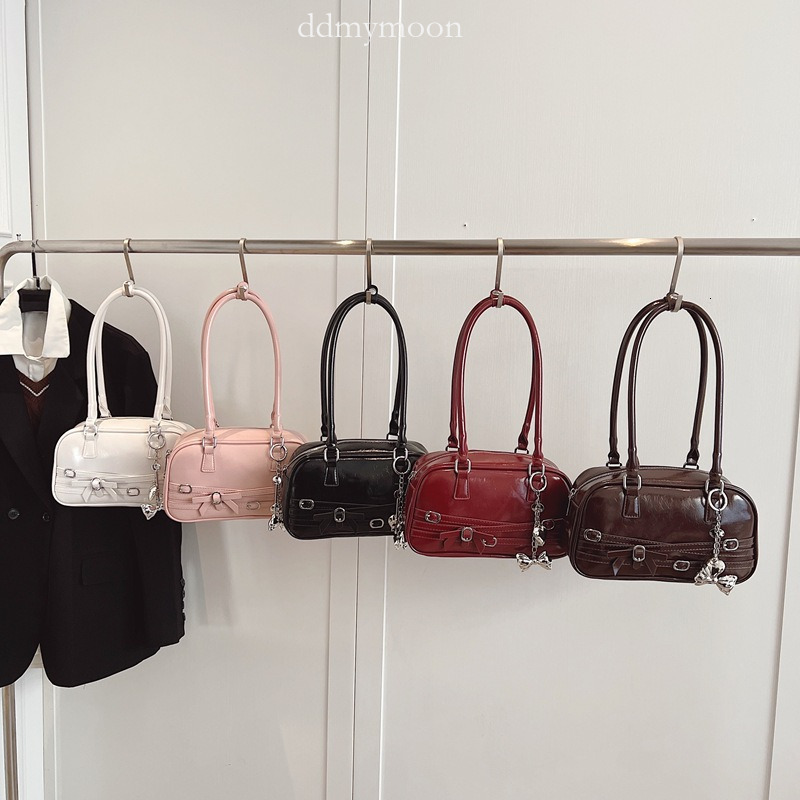 Solid Color Shoulder Large Capacity Commuter Simple Women's Small Square Personality Casual Elegant Travel Bag ddmymoon