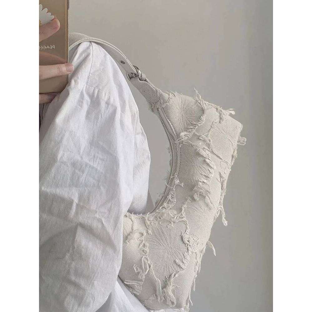 Celebrity Same Style Ins Blogger Baguette ing Canvas Patch Tassel Retro Single Shoulder Armpit Bag for Women