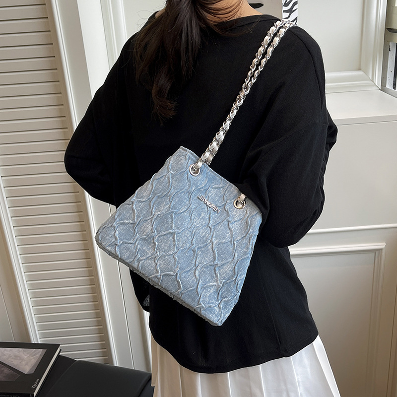 High-end for Women 2025 New Denim Fashion Tote Large Capacity Chain Commuter Shoulder Crossbody Bag ddmymoon