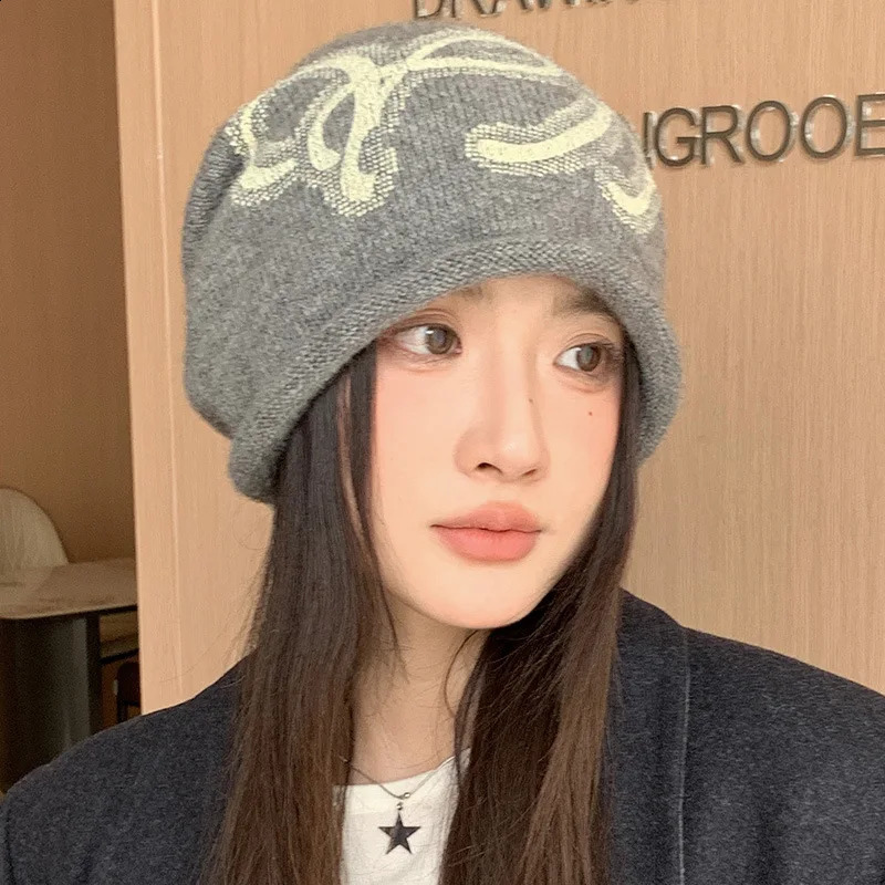 Womens Autumn/Winter Loose Fit Slouchy Beanie - Soft Comfy Knitted Polyester Hat for Daily Wear 250805