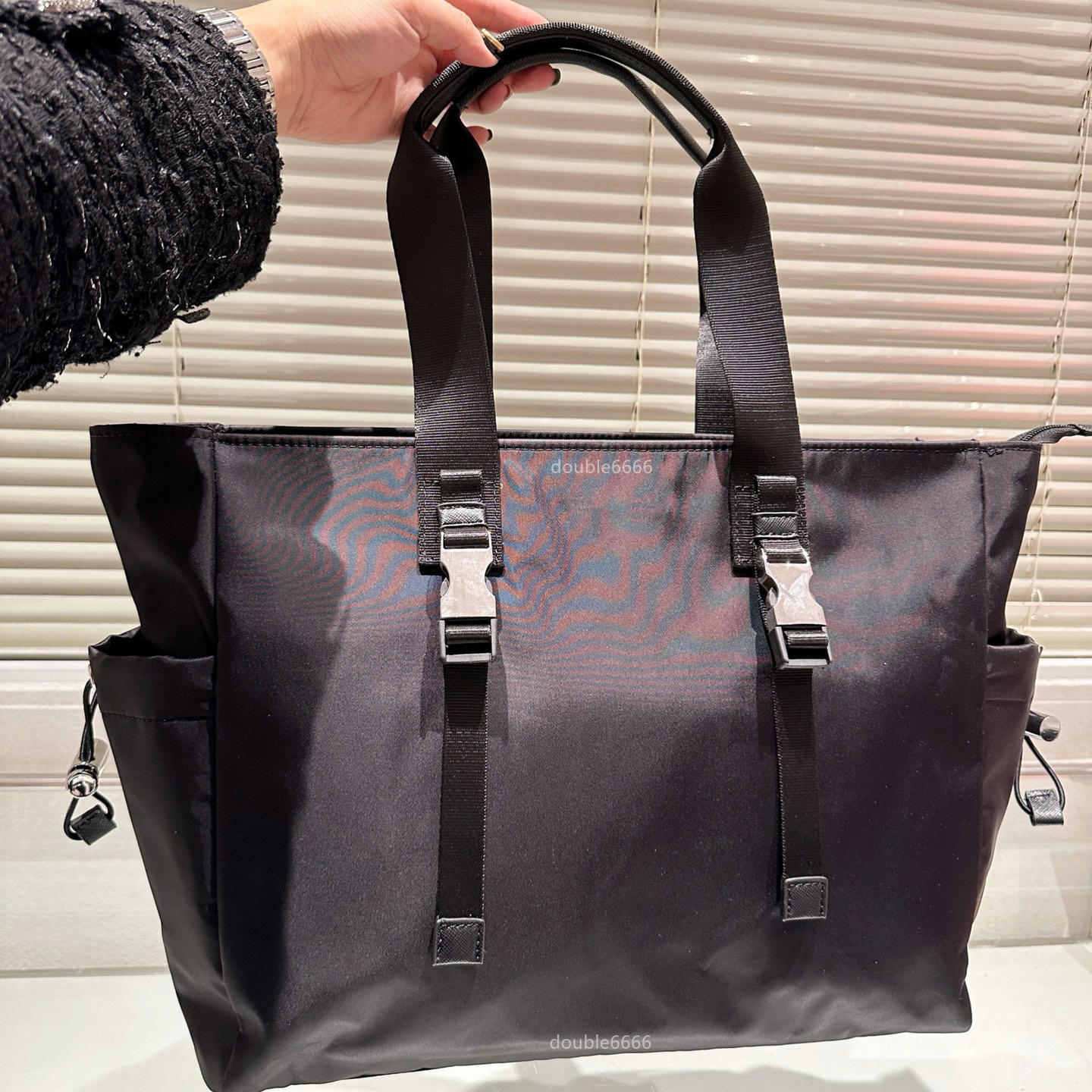 Luxury designer nylon tote bag, messenger bag, classic business bag, versatile crossbody bag, stylish shoulder bag, travel bag, laptop bag docume
