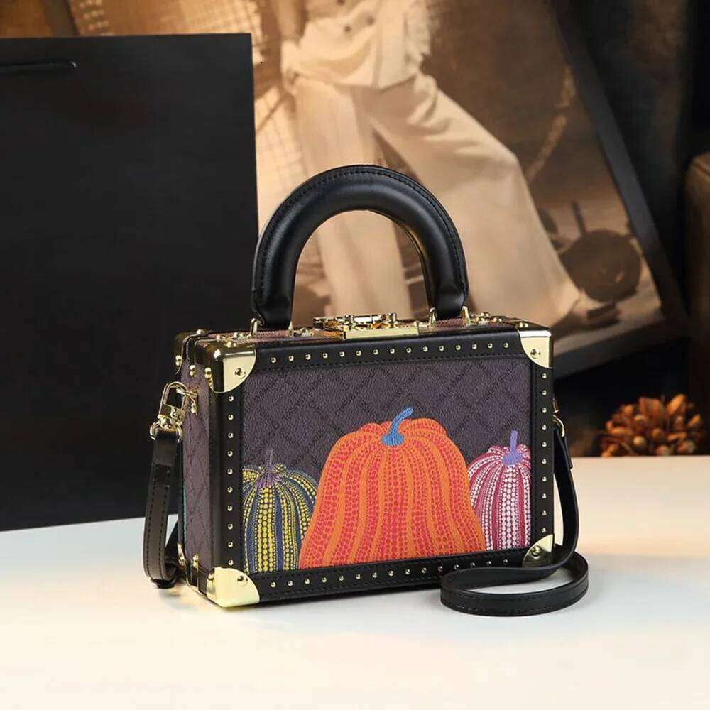 Fashion Pumpkin Printed Box 2025 New Handheld Women's European and American Trendy Single Shoulder Crossbody Bag
