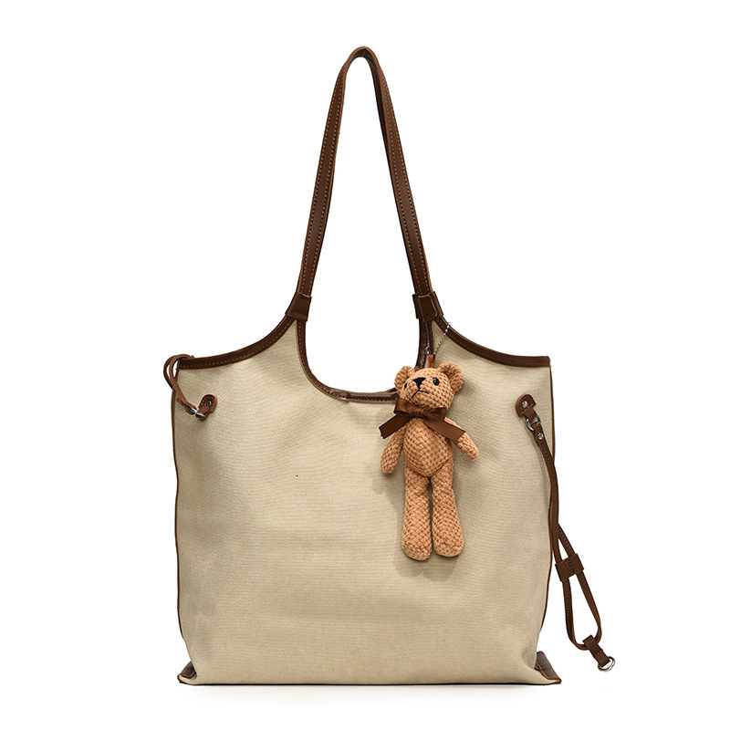 Design Sense Tote for Women New Autumn Winter Casual Commuter Large Capacity Matte Shoulder Bag