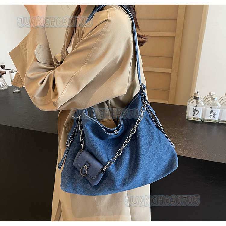 Shoulder Bag Women Large Capacity Crossbody Bag 2024 New Trendy Commuting Student Handbag Tote Bag H250809