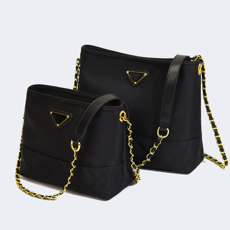 Xiaoxiangfeng Quilted Chain Women's 2025 New Casual Oxford Cloth Single Shoulder Crossbody Fashion Niche Bucket Bag ddmymoon