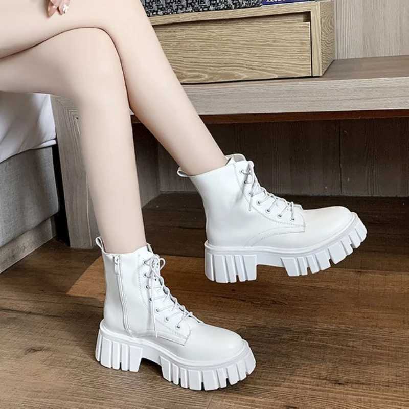2024 New Women Leather Face Boots Outdoor Non-Slip Walking Shoe Fashion Comfort Soft Soled Boots Casual Female Shoes Mujer W250811