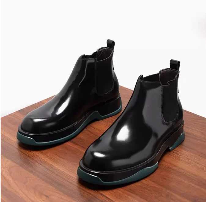 New Mens Martin Boots Mens Genuine Leather High-top Leather Shoes Thick-soled Chelsea Boots Trendy British Boots W250811