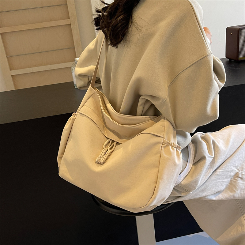 New Fashion Versatile Large Capacity Commuter Tote Korean Style Casual Student Cloth Women's Bag