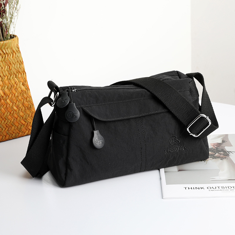 Waterproof Ultra-Light Nylon for Women 2025 New Simple Outdoor Casual Multi-Layer Single Shoulder Crossbody Bag Trendy ddmymoon