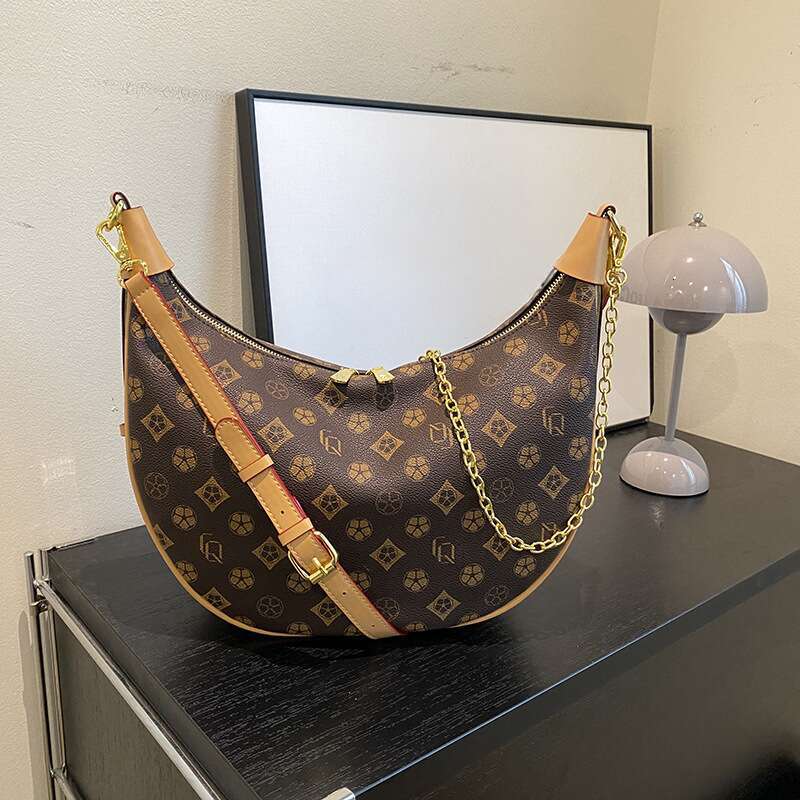 DHessentials Oversized Pea Pod Shoulder Bag - Fashionable PU Crossbody Purse for Women, Large Moon Dumpling Bag (36x23x9cm, 550g)