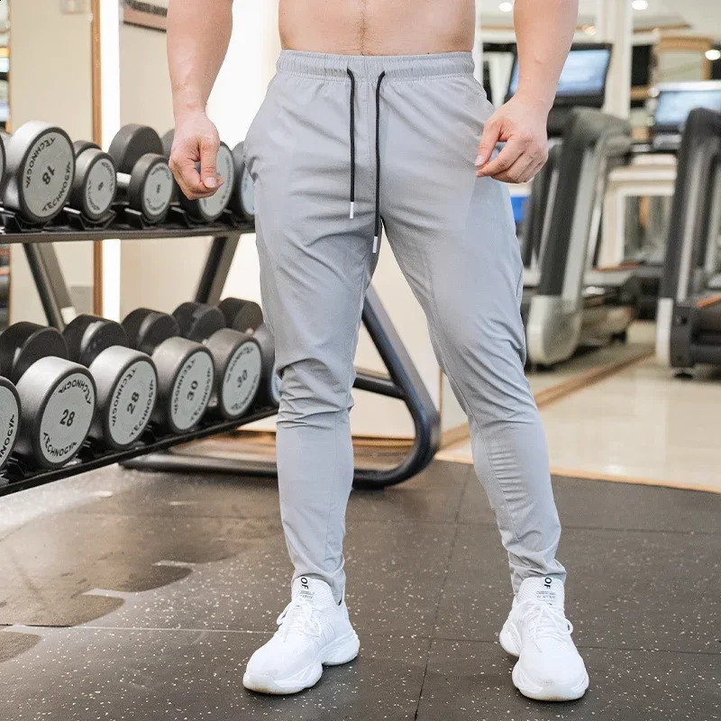 Ice Silk Sweatpants Mens Summer Ultra-thin Cooling Dry Fit Sports Pants Running Breathable Trousers Casual Fitness Leg 250811