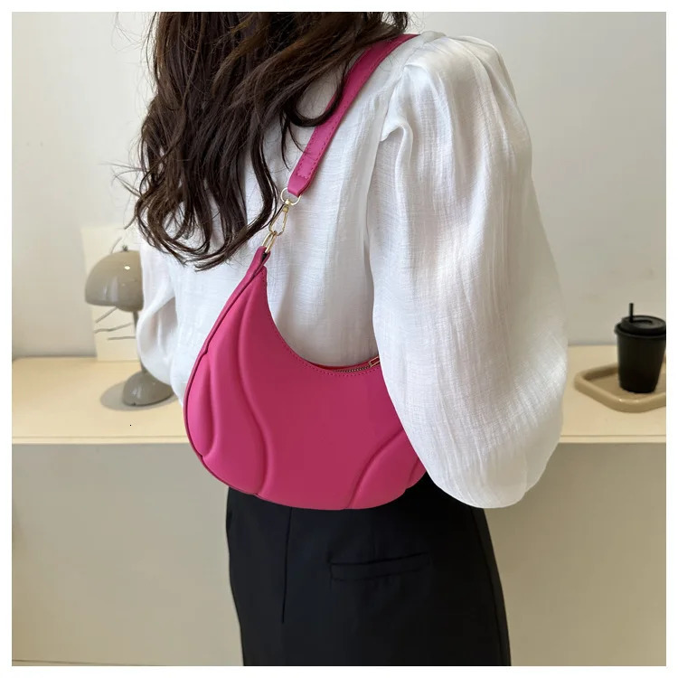 Retro Solid Color Saddle Bag High Quality Leather Shoulder Bags For Women Simple Crossbody Handbag Ladies Bolsas Para Mujeres 250811