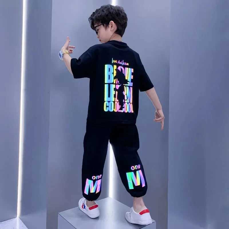 Childrens Suit Boys Summer Short Sleeve T-Shirt Pants 2 Piece Teenage Boys Sports Casual Clothes Set 3 5 8 10 12 13 15Y Z250811