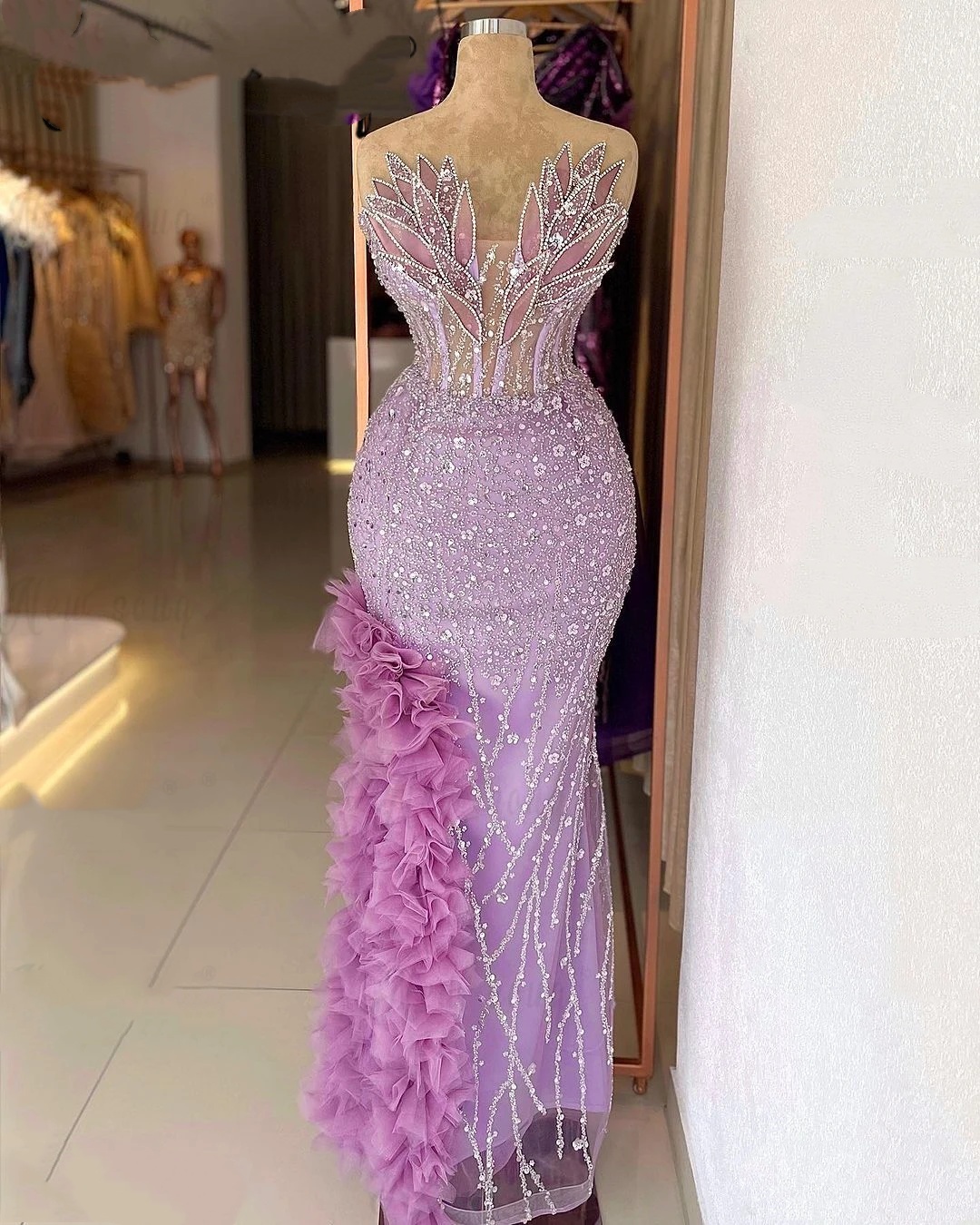 Designer Evening Dresses Rhinestone Sequins Appliques Gown Sweetheart Neck Sleeveless Split Side Sweep Train Dress Party Customized Dress