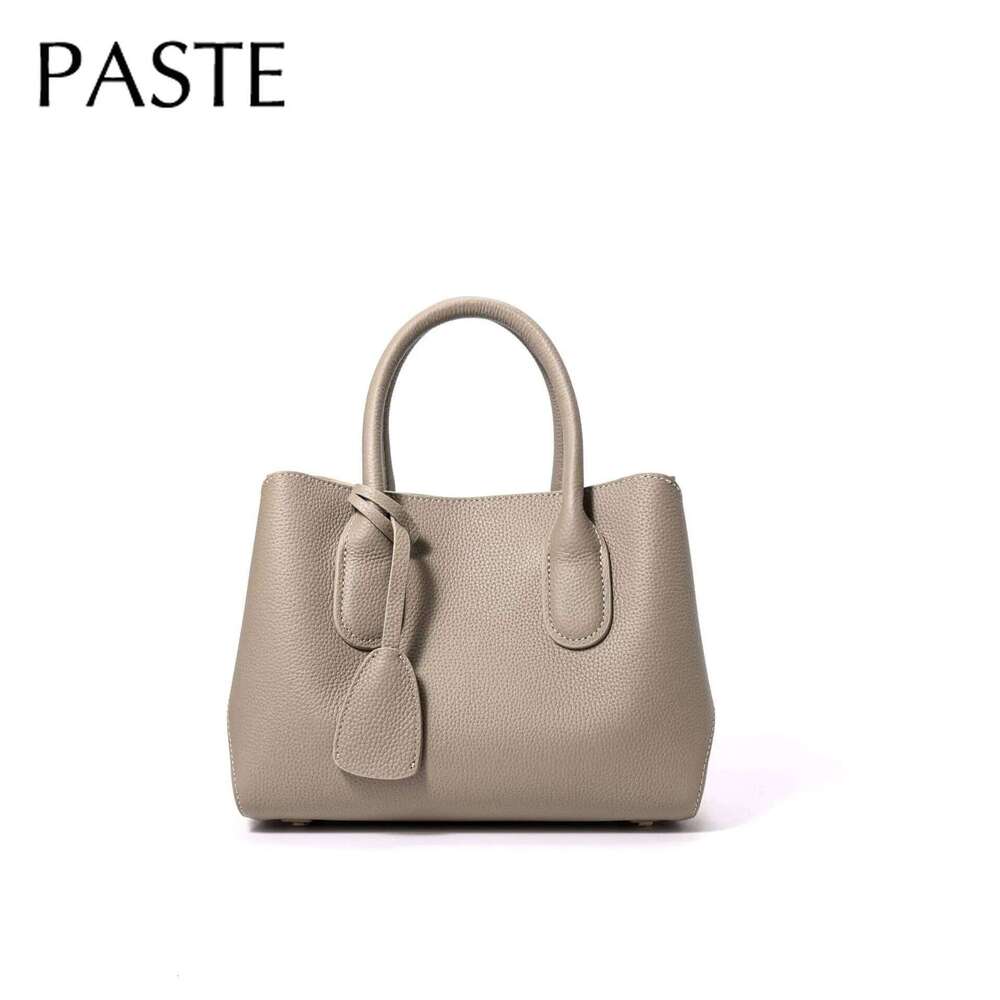 Niche Design Grey Color Medium Size 25cm Standard Tote Natural Cow Leather Women Handbag Elegant Shoulder Bag for Mom Gift