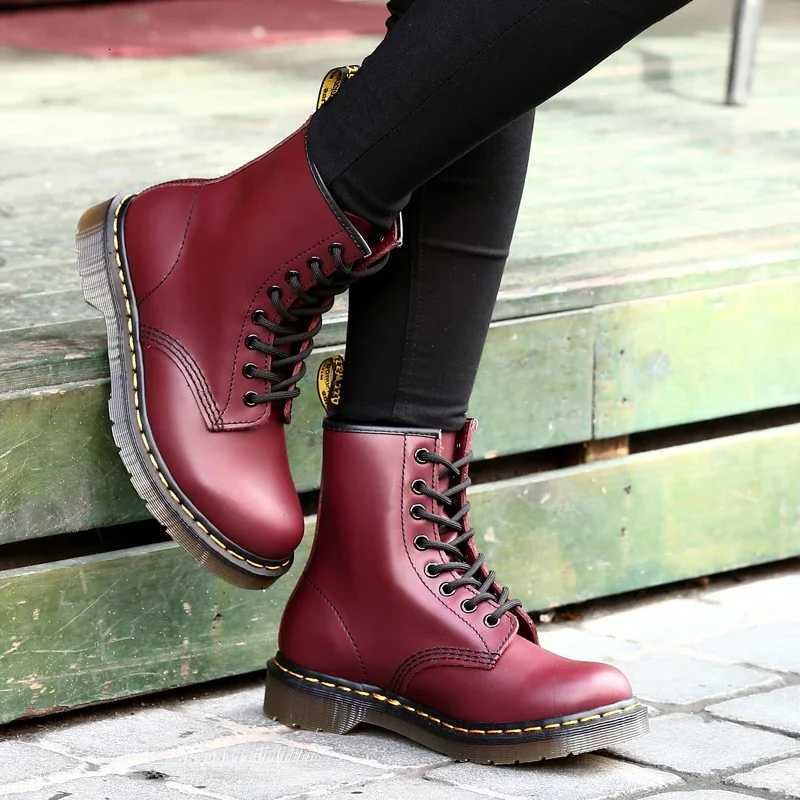 Boots Men Shoes Casual Shoes Classics Ankle Boots High Slip on Office Ventilate Versatile Motorcycle Mens Boots Mens Boots W250811