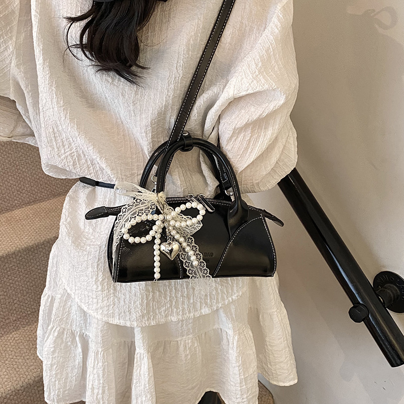 New Simple Casual Solid Color Handbag Personality Stylish Commuter Shoulder Crossbody Women's Bag ddmymoon